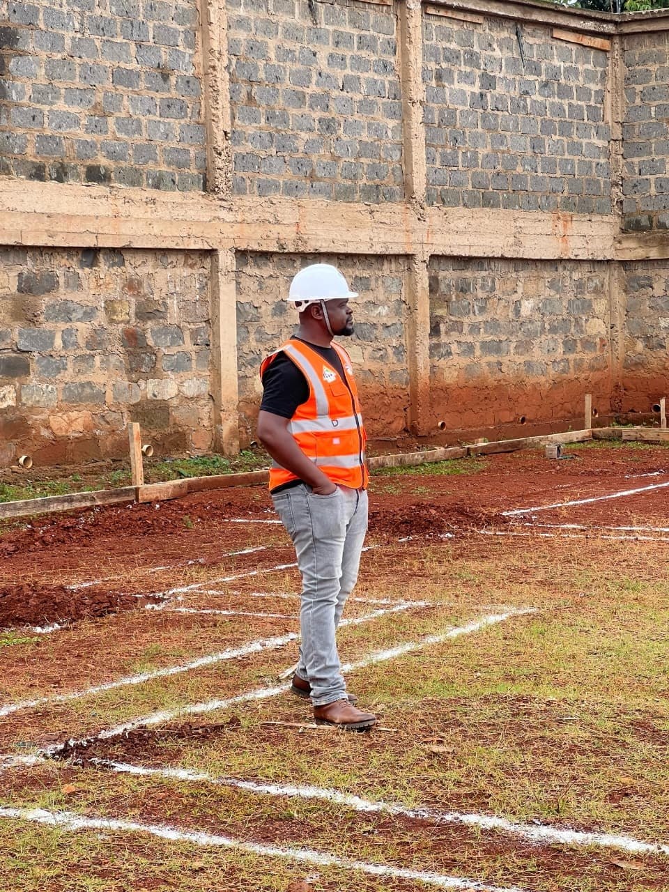 Erick K Okenyuri